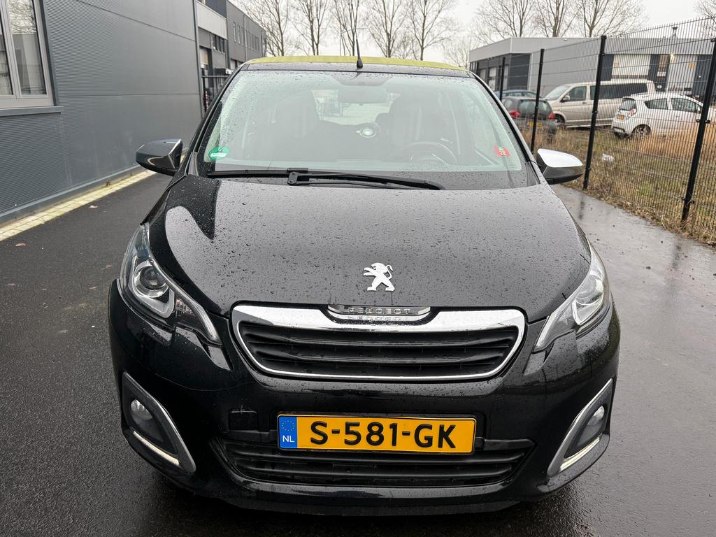 Peugeot 108 1.0 E-vti 72pk 5D 2020 Zwart Schroef Schade, Auto's, Peugeot, Voorwielaandrijving, 4 stoelen, Zwart, Bedrijf
