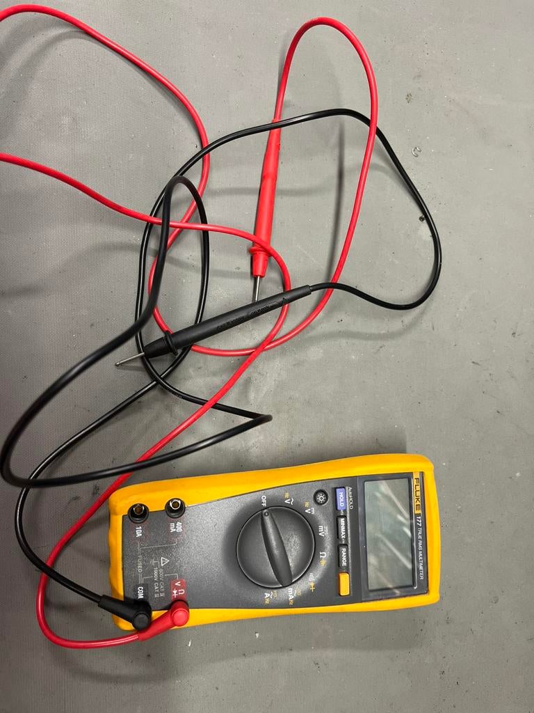 Fluke 177 treu RMS, Doe-het-zelf en Verbouw, Meetapparatuur, Ophalen, Zo goed als nieuw, Multimeter
