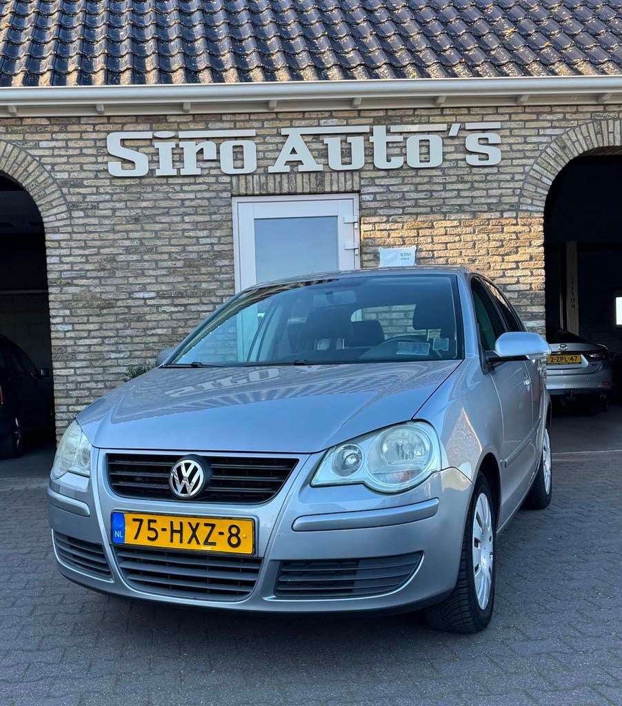 Volkswagen Polo 1.4-16V Comfortline Bj 2009 met slechts 8388, Auto's, Volkswagen, Bedrijf, Te koop, Polo, ABS, Airbags, Airconditioning