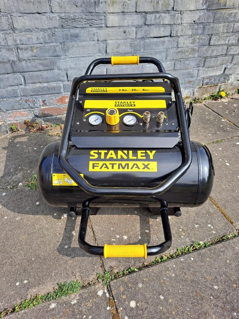 Stanley Fatmax Stille Compressor, Ophalen, Gebruikt, 6 tot 10 bar, Olievrij