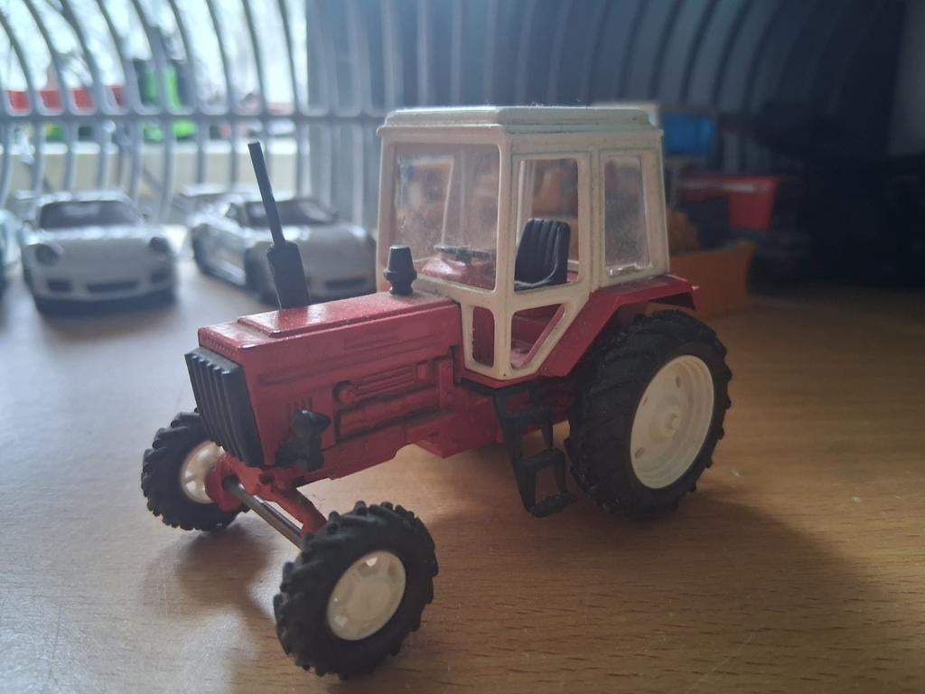 Belarus, Hobby en Vrije tijd, Modelauto's | 1:32, Zo goed als nieuw, Tractor of Landbouw, Overige merken, Ophalen of Verzenden