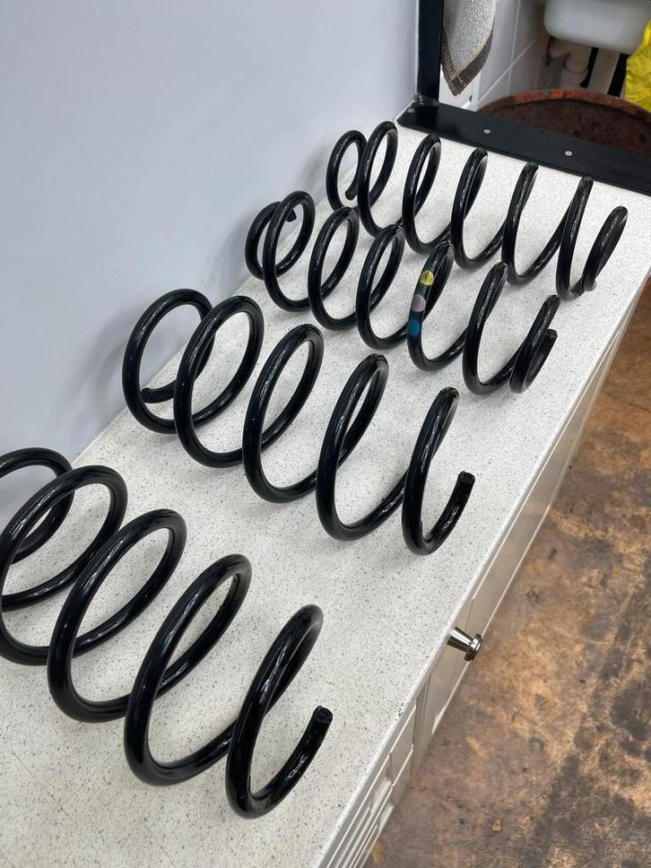 Set voor- en achterveren voor Golf 6 GTI, Auto-onderdelen, Ophanging en Onderstel, Volkswagen, Gebruikt, Ophalen of Verzenden