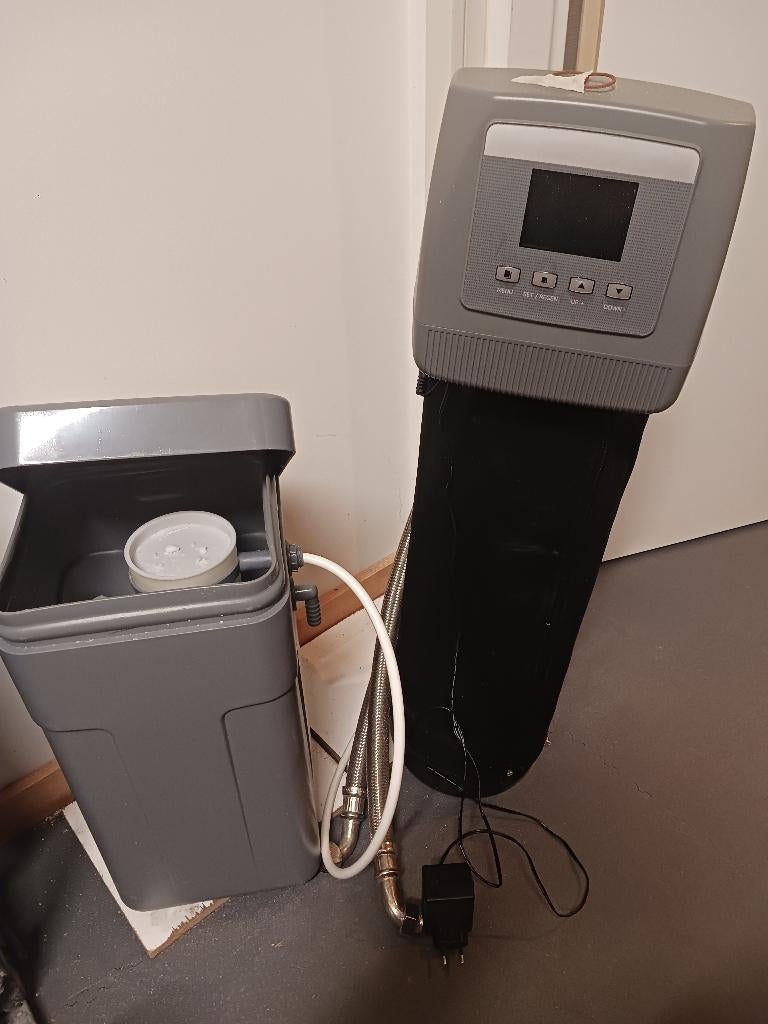 waterontharder remon tara deluxe 7 liter, Ophalen, Gebruikt, Waterontharder met zout