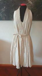 Elegant Hugo Boss Jurk met Ceintuur - Maat 38/40, Kleding | Dames, Jurken, Maat 38/40 (M), Beige, Ophalen of Verzenden, Boven de knie