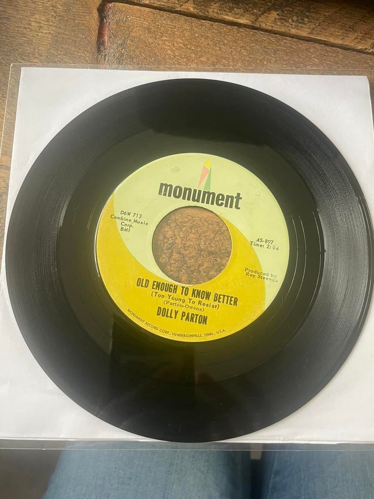 Dolly Parton - Happy Happy Birthday / Old Enought… 7”, Ophalen of Verzenden, Gebruikt