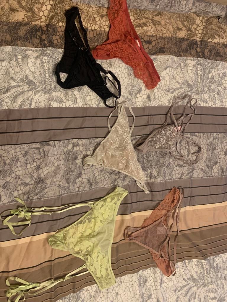 Nieuwe ongedragen strings - Diverse kleuren, Kleding | Dames, Verzenden, Zwart, String