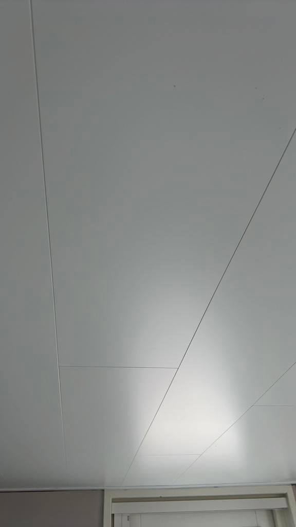 Nieuwe Plafondplaten mdf wit glad plinten clipps, Ophalen of Verzenden, Nieuw