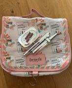Benefit Makeup Tas + Brow Producten NIEUW, Ophalen of Verzenden, Nieuw, Gehele gezicht, Make-up