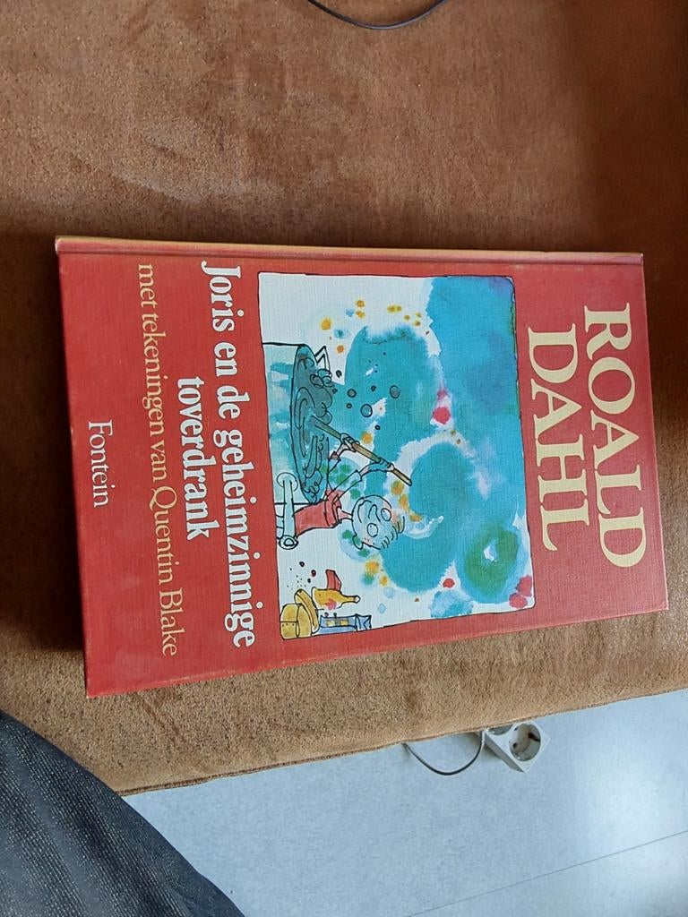 Joris en de geheimzinnige toverdrank Roald Dahl, Boeken, Ophalen of Verzenden, Zo goed als nieuw, Fictie algemeen