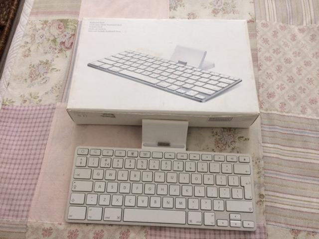 Ipad toetsenbord, Computers en Software, Toetsenborden, Ophalen, Zo goed als nieuw, Draadloos