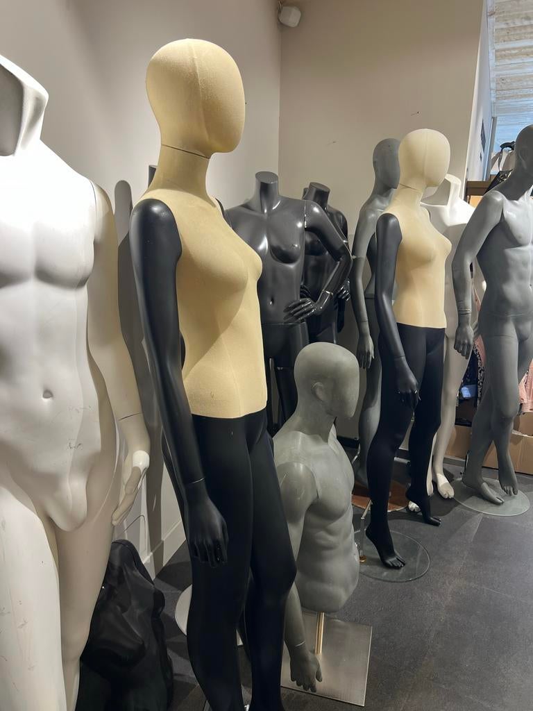 Etalagepoppen, Ophalen of Verzenden