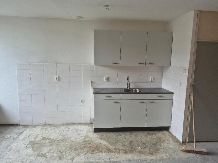 TIMMERMAN LOODGIETER TEGELZETTER STUCODOOR, Diensten en Vakmensen, Aannemers