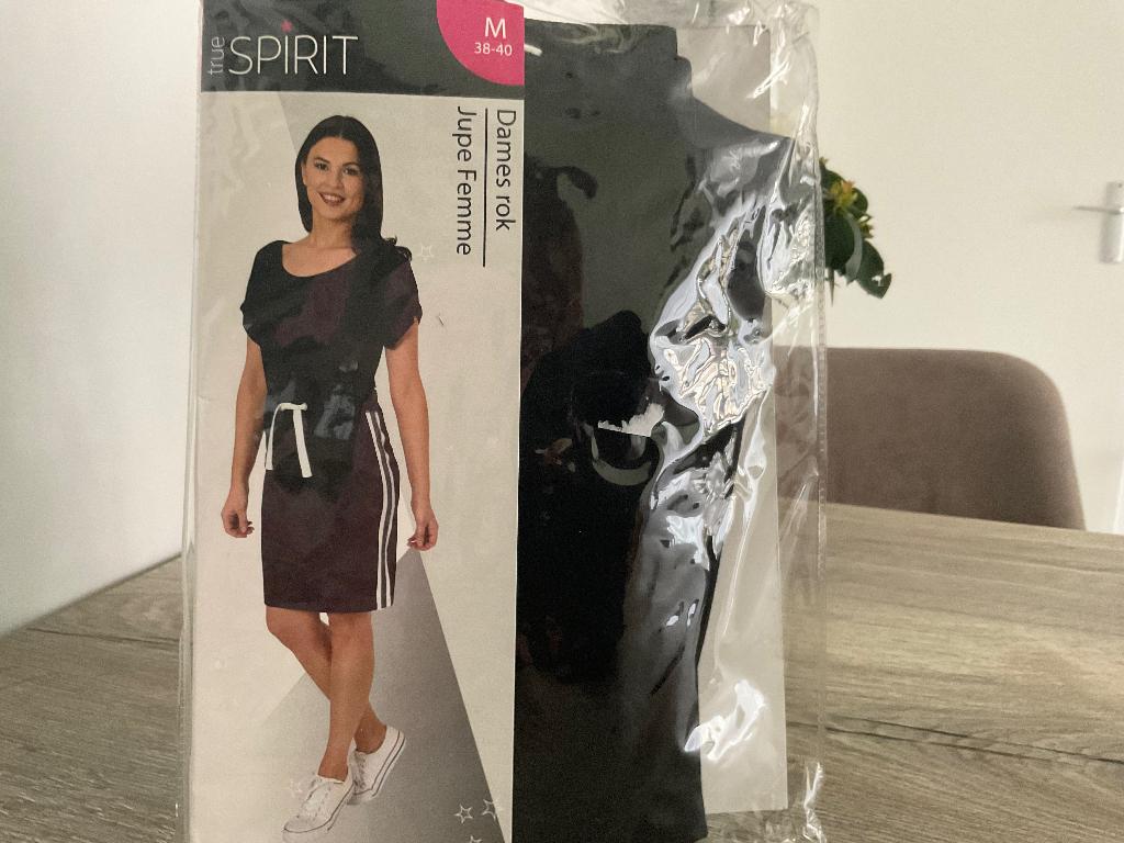 Rokje, Kleding | Dames, Rokken, Maat 38/40 (M), Overige kleuren, Nieuw, Ophalen of Verzenden