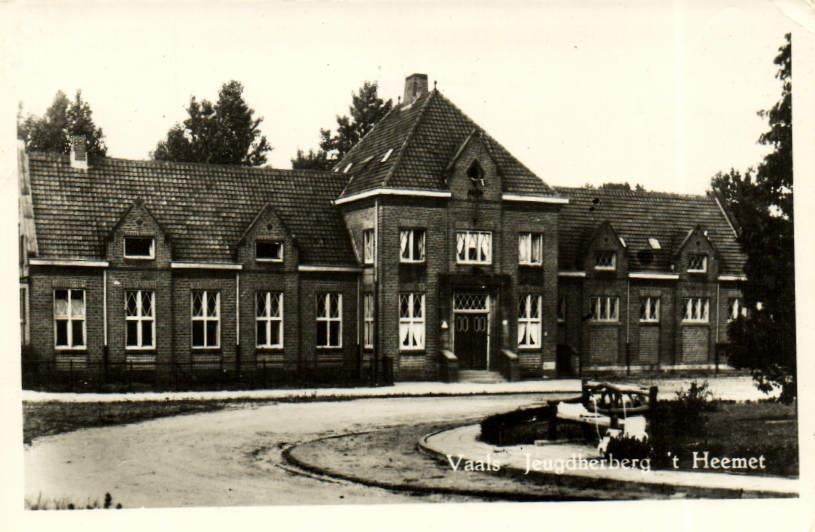 Vaals, Jeugdherberg t Heemet - gelopen, Verzamelen, Ansichtkaarten | Nederland, Ophalen of Verzenden, Voor 1920, Gelopen, Limburg