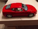 2 Modelauto's Bburago Maserati en Chevrolet 1:18, Hobby en Vrije tijd, Modelauto's | 1:18, Ophalen of Verzenden, Gebruikt, Auto