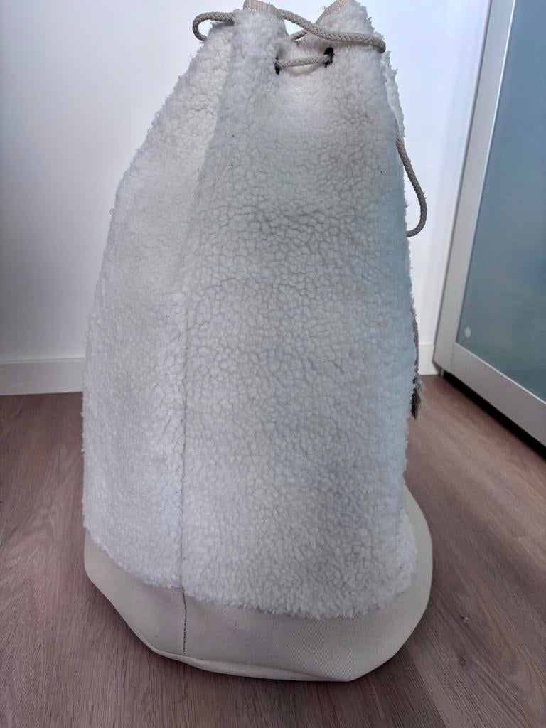 District kattenhuis cream teddy, Ophalen of Verzenden, Zo goed als nieuw