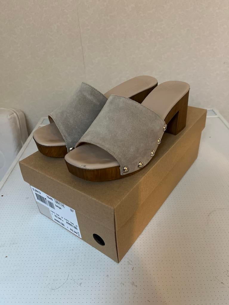 Sacha Suède Klompen Sandalen - Maat 37, Kleding | Dames, Schoenen, Beige, Zo goed als nieuw, Sandalen of Muiltjes, Ophalen of Verzenden