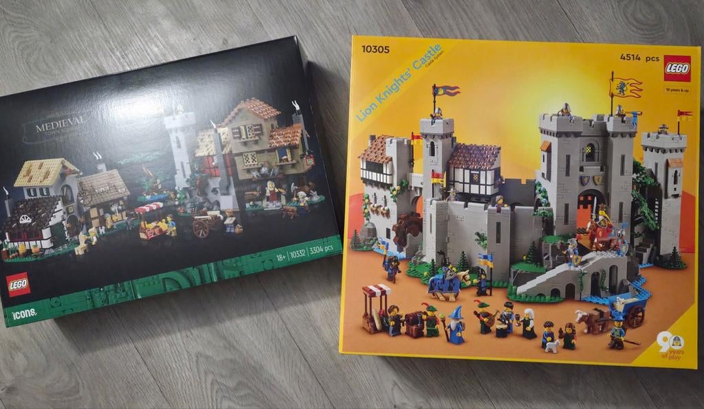 Lego Lion Knights Castle 10305 + Medieval Town Square 10332, Kinderen en Baby's, Ophalen of Verzenden, Nieuw