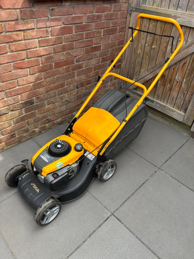 Tuingereedschap, Ophalen, Zo goed als nieuw