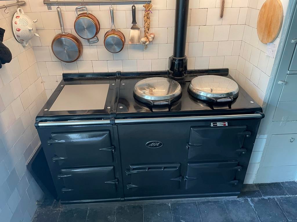 Zwart AGA Fornuis - 4 Ovens, Warmhoudplaat, Volledig Gas, Ophalen, Gebruikt, Warmhoudplaat, 60 cm of meer