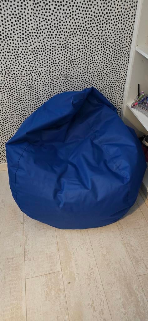 Blauwe zitzak met extra vulmateriaal, Ophalen, Blauw