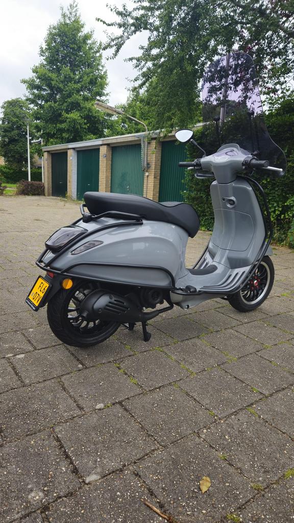 Vespa sprint, Ophalen, Gebruikt, Maximaal 45 km/u, Benzine