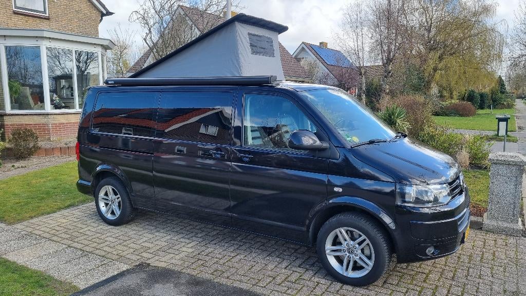 VW T5 camper, zeer luxe uitgevoerd! 2011, 180pk, aut, 5 pers, Automaat, Buscamper of Camperbus, Volkswagen, Diesel