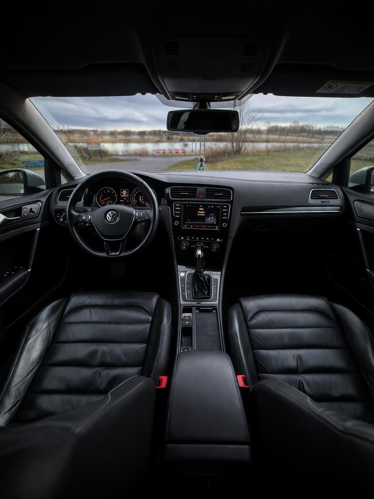 Volkswagen Golf 1.4 TSI 90KW DSG 2013 Wit, 4 cilinders, Origineel Nederlands, 1395 cc, 630 kg