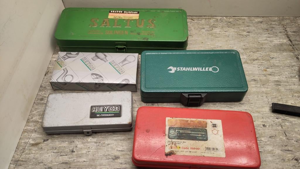 5 stuks doppendoos, Ophalen of Verzenden, Zo goed als nieuw