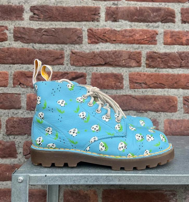 Dr. Martens 12106 Vintage panda boots maat 33, Kinderen en Baby's, Kinderkleding | Schoenen en Sokken, Gebruikt, Schoenen, Jongen of Meisje