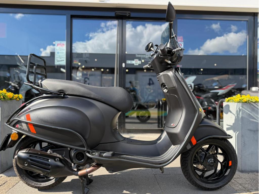 Vespa Sprint 45km S E5+, Fietsen en Brommers, Scooters | Vespa, Overige modellen, Maximaal 45 km/u, Niet ingevuld, Ophalen of Verzenden