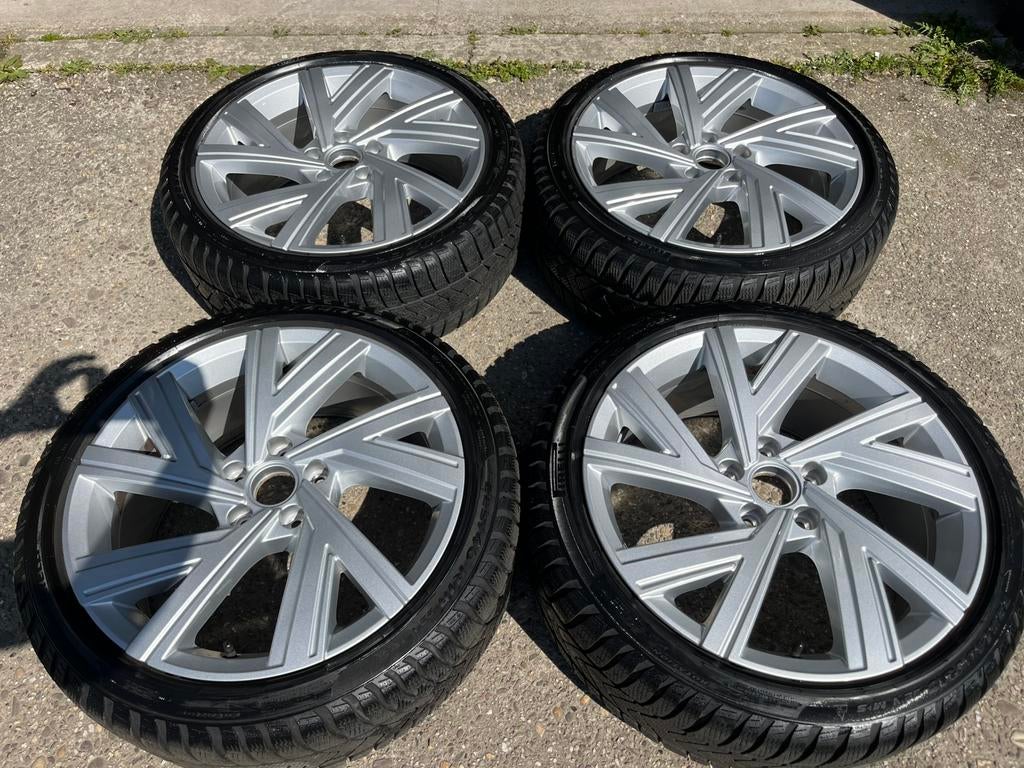 18” originele VW Golf 8 Bergamo winter velgen, Auto-onderdelen, Banden en Velgen, Ophalen, 18 inch, Gebruikt, VW