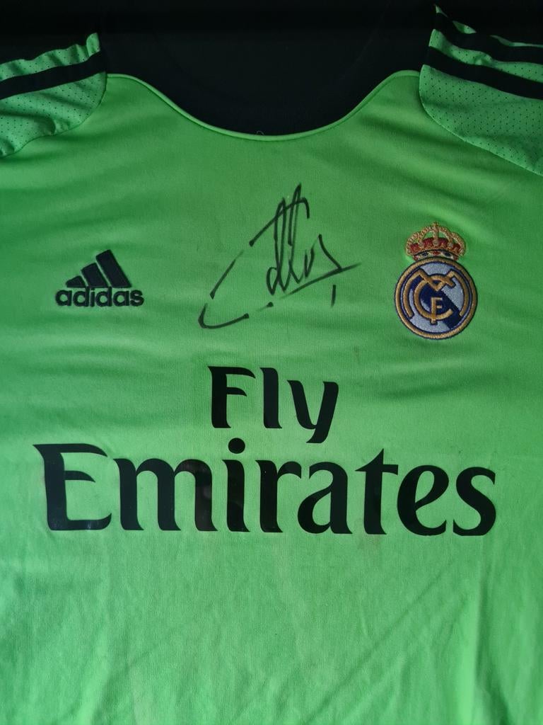 Gesigneerd Iker Casillas, Verzamelen, Ophalen of Verzenden, Zo goed als nieuw, Buitenlandse clubs, Shirt