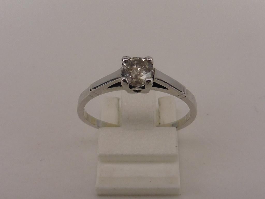 Witgouden damesring solitair met briljant                G52, 18 tot 19, Gebruikt, Overige kleuren, .