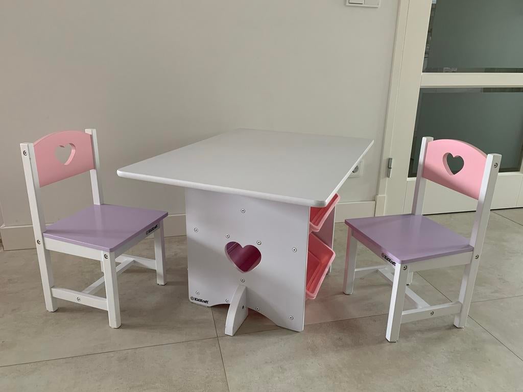 KidKraft 26913 hartjes tafel met 2 stoelen pastel, Ophalen, Gebruikt