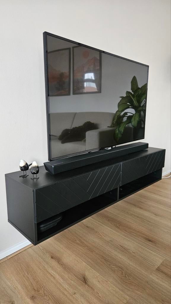 Meubella Asino TV-meubel - zwart - visgraat, Huis en Inrichting, Kasten | Televisiemeubels, 100 tot 150 cm, Modern, Visgraat, Hangend