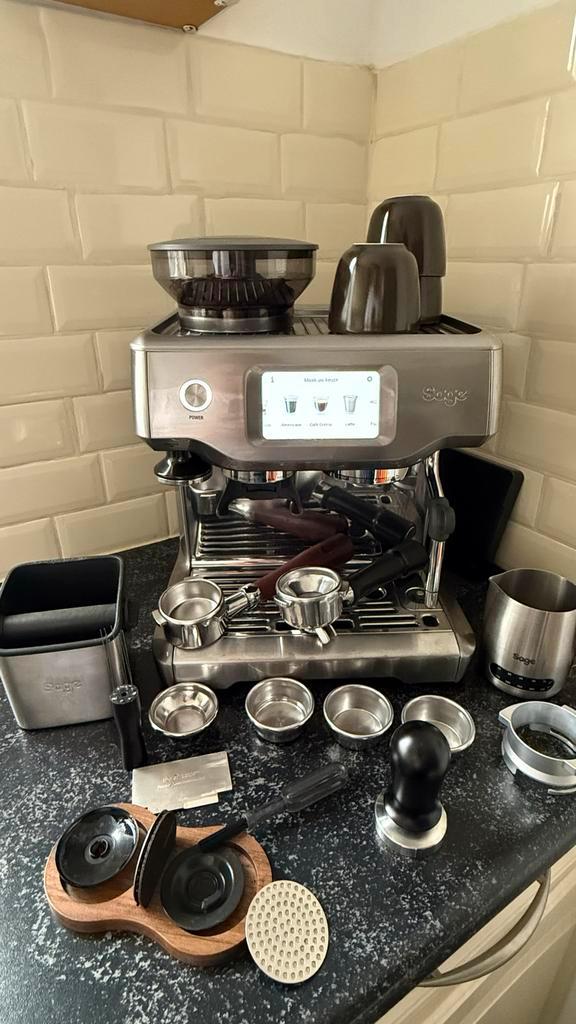 Sage Touch Barista Express & accessoires, Witgoed en Apparatuur, Koffiezetapparaten, Zo goed als nieuw, Koffiebonen, Espresso apparaat