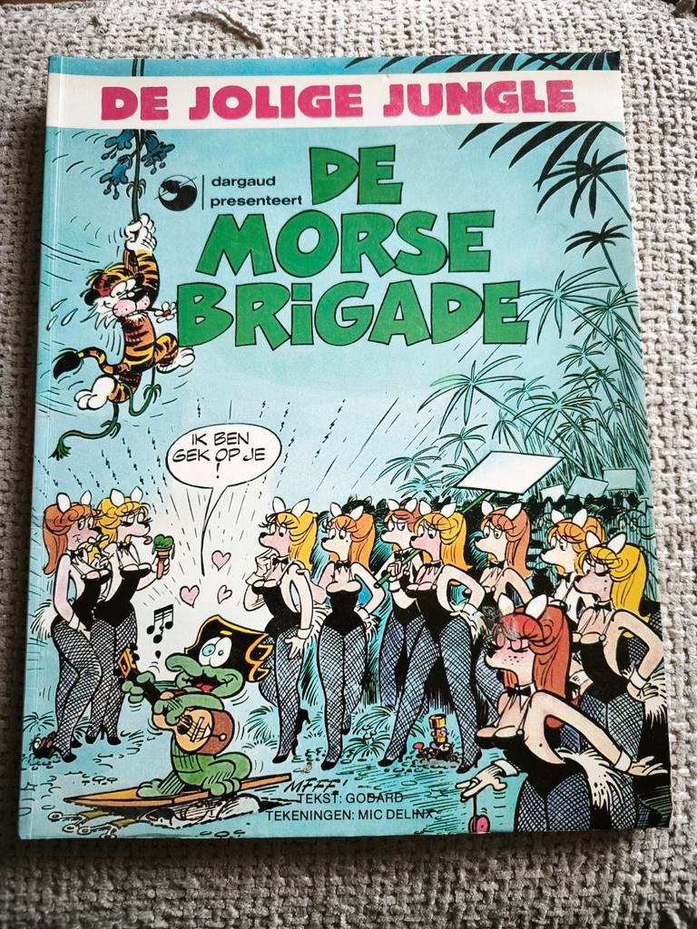 De Jolige Jungle: De Morse Brigade - Stripboek, Eén stripboek, Ophalen of Verzenden, Zo goed als nieuw, Godard (tekst), Mic Delinx (tekeningen)