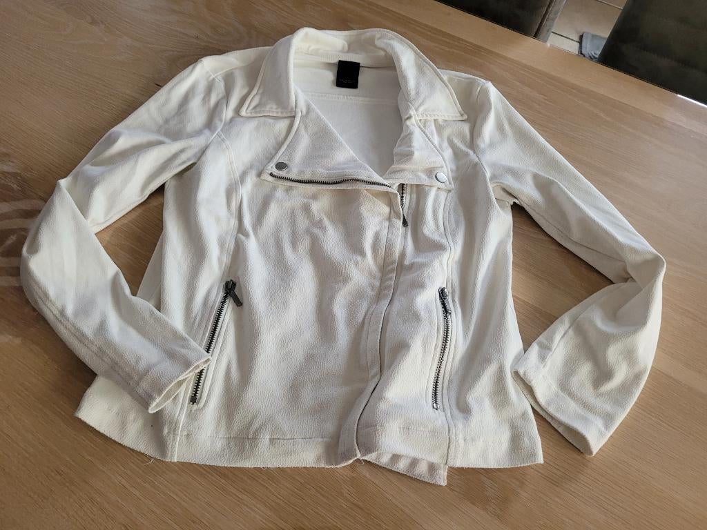 jasje maat 42 luxzuz, Kleding | Dames, Ophalen of Verzenden, Zo goed als nieuw, Maat 42/44 (L), Wit