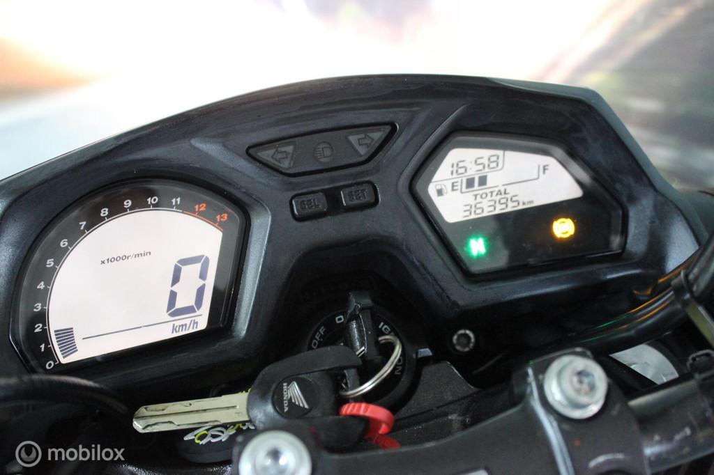 Honda CB 650 F ABS HRC Tricolor, Motoren, 649 cc, Bedrijf, Meer dan 35 kW, Toermotor