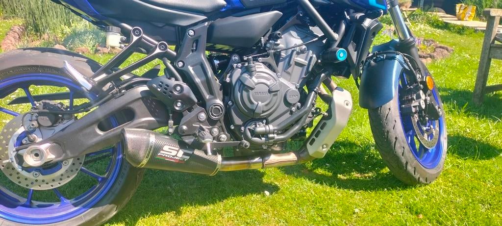 SC PROJECT CARBON COMPLETE UITLAAT MT07, BIJNA NIEUW., Ophalen of Verzenden, Gebruikt