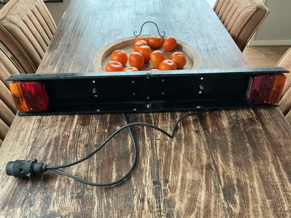 Lichtbalk aanhanger met 7-polige stekker, Ophalen, Gebruikt