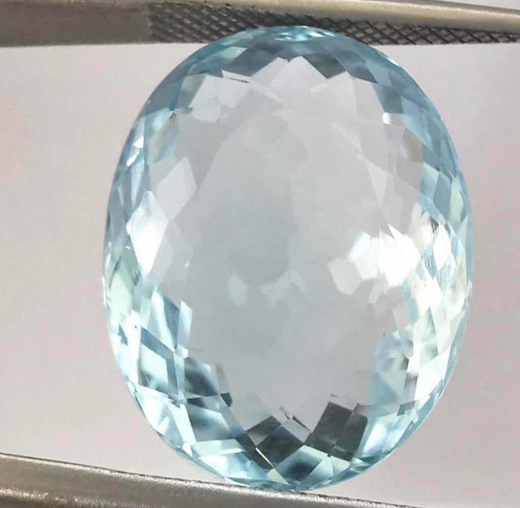 Prachtige lichtblauwe topaas van 16.51 karaat, Ophalen of Verzenden, Zo goed als nieuw