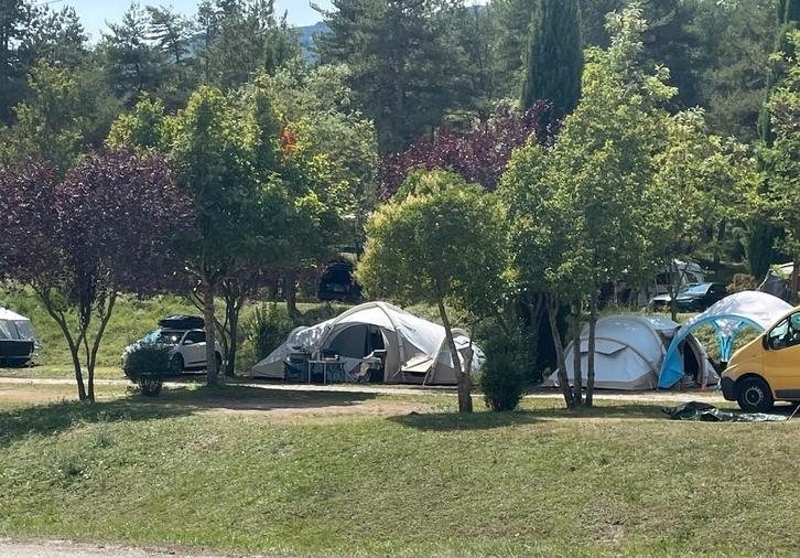 Quechua opblaasbare 8 persoonstent AirSeconds 8.4 F&B, Caravans en Kamperen, Tenten, meer dan 6, Zo goed als nieuw, Ophalen