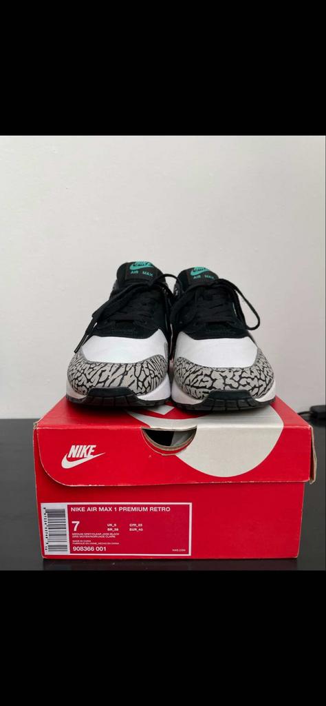 Nike Air Max 1 Elephant - Maat 40, Kleding | Heren, Schoenen, Ophalen of Verzenden, Zo goed als nieuw, Zwart, Sneakers of Gympen