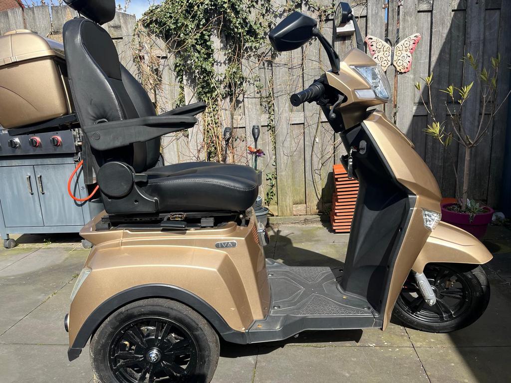 Mooie, Stoere IVA Z1000 Scootmobiel! ZGAN!!, Zo goed als nieuw, 16 km/u of meer, 46 km of meer, Ophalen