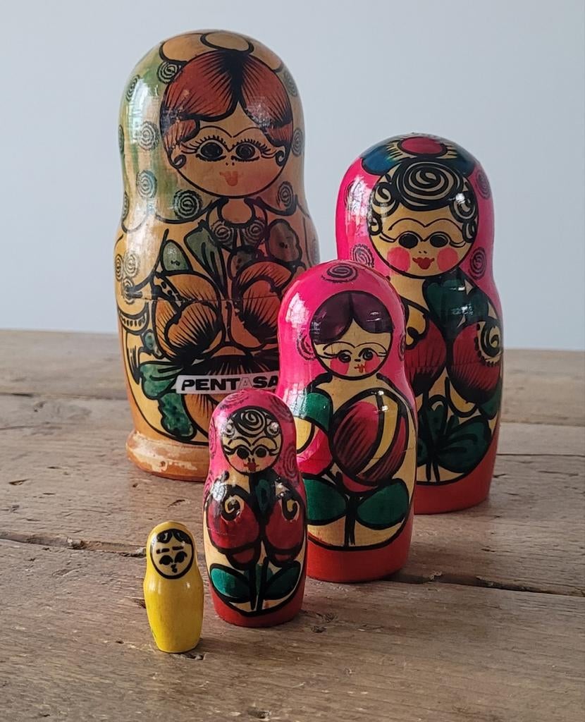 Matroesjka poppetjes set van 5, Ophalen of Verzenden