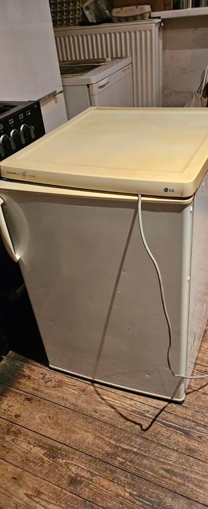 Koelkast tavelmodel, Minder dan 75 liter, Ophalen, Zonder vriesvak, Minder dan 85 cm