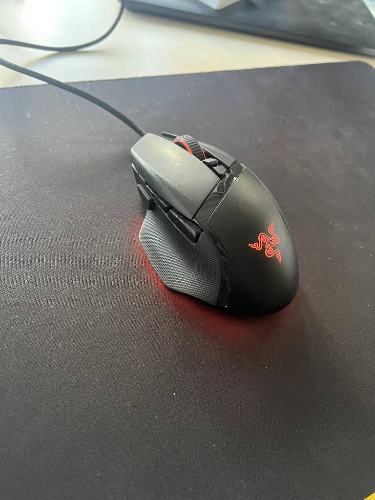 Razer Basilisk V3 - Nette staat, amper gebruikt, Ophalen, Rechtshandig, Muis, Gaming muis