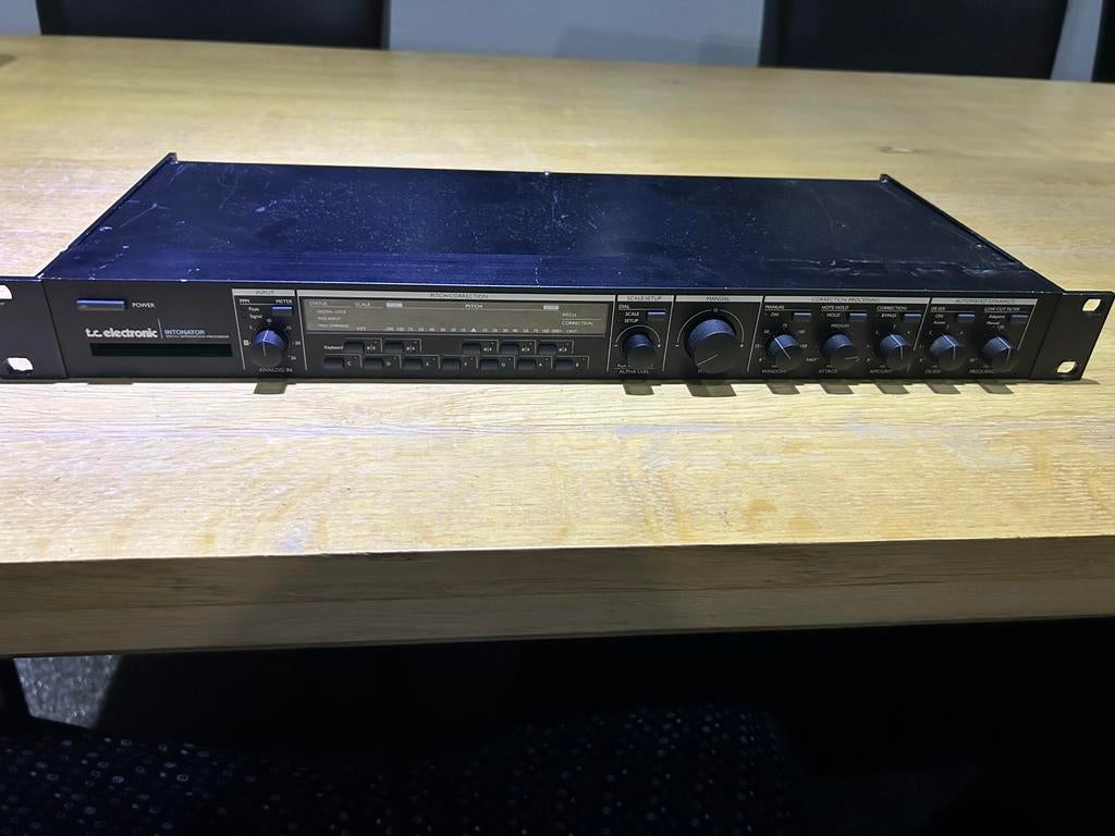 Tc electronic intonator voice processor defect, Ophalen, Zo goed als nieuw